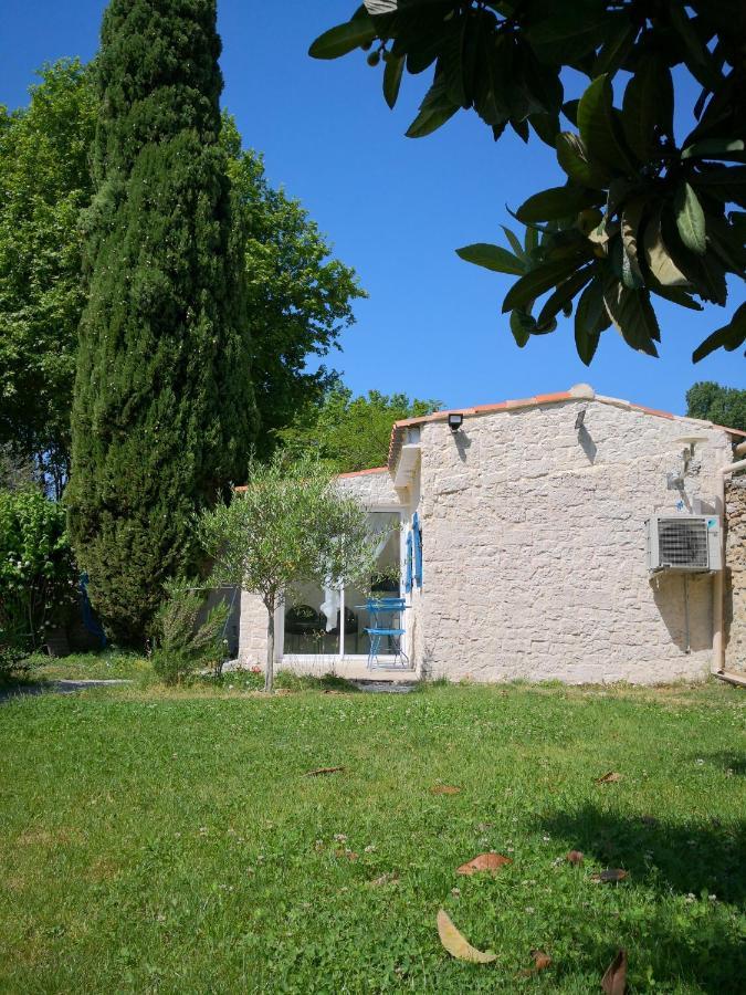 La Petite Maison De Lingling Mornas Exterior foto